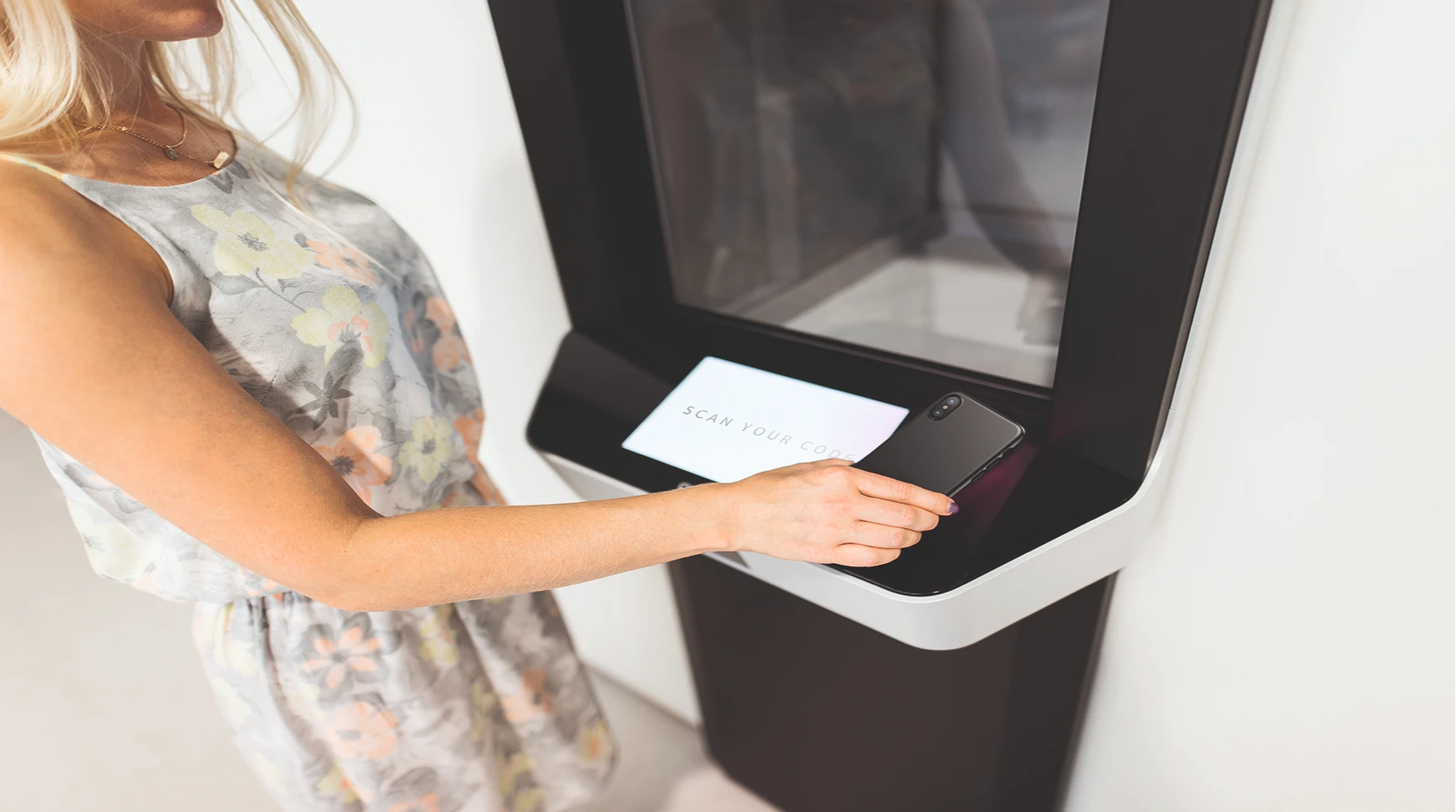 Bridging Online and In-Store with Click & Collect